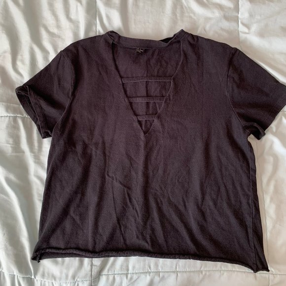 Forever 21 Ladder Choker T-shirt - Picture 1 of 1